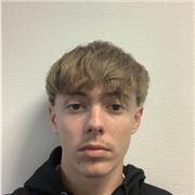 Étudiant en Bts prêt à vous aidez pour les mathématiques